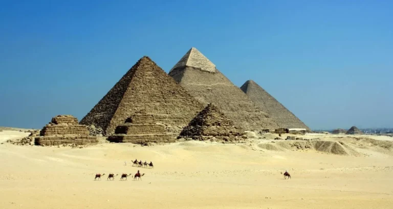 Best Day Trips from Cairo 2026: Pyramids, Fayoum or Alexandria?