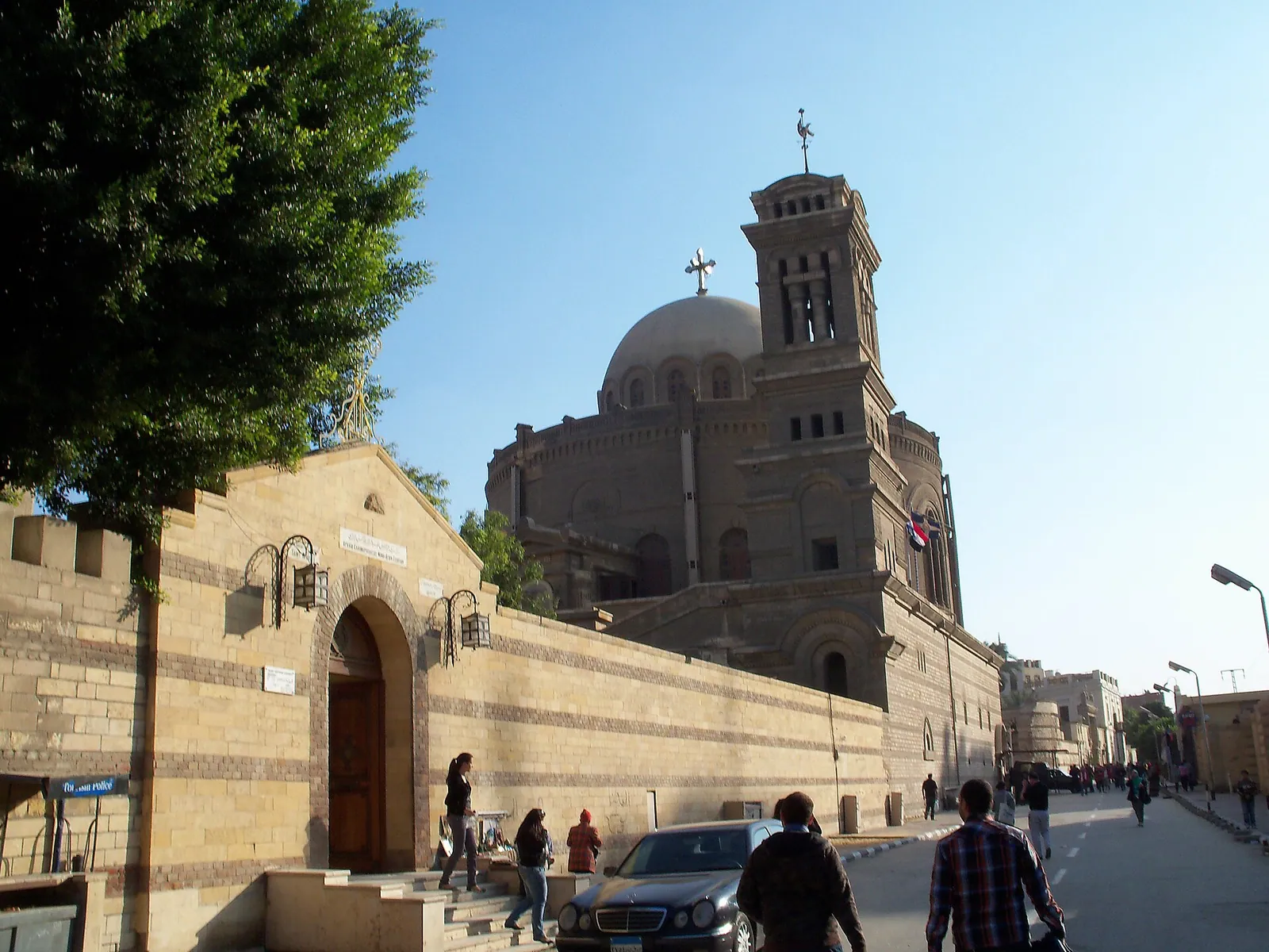 stock free/cairo/cairo 057 december photowalk saint george church greek — التسوق في مصر للخليجيين: أشهر المولات والأسواق