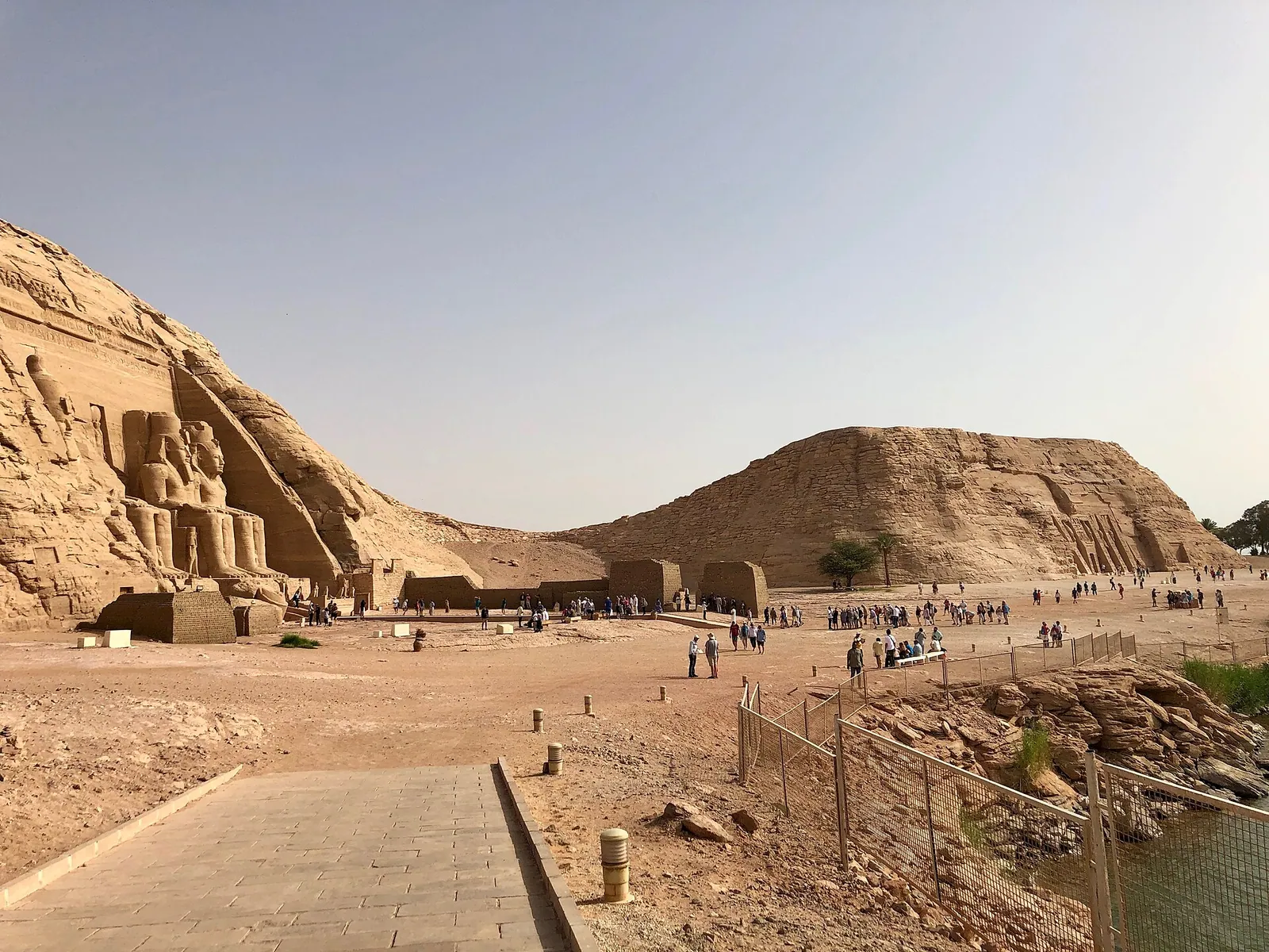 stock free/egypt general/egypt general 041 abu simbel temples abu simbel ag egy 48017152218 - Viaje a Egipto, puente de 