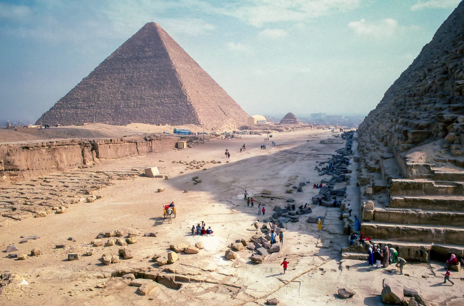 stock free/egypt general/egypt general 125 les anderson - How to Verify a Licensed Egypt Tour Operator Before You Pay