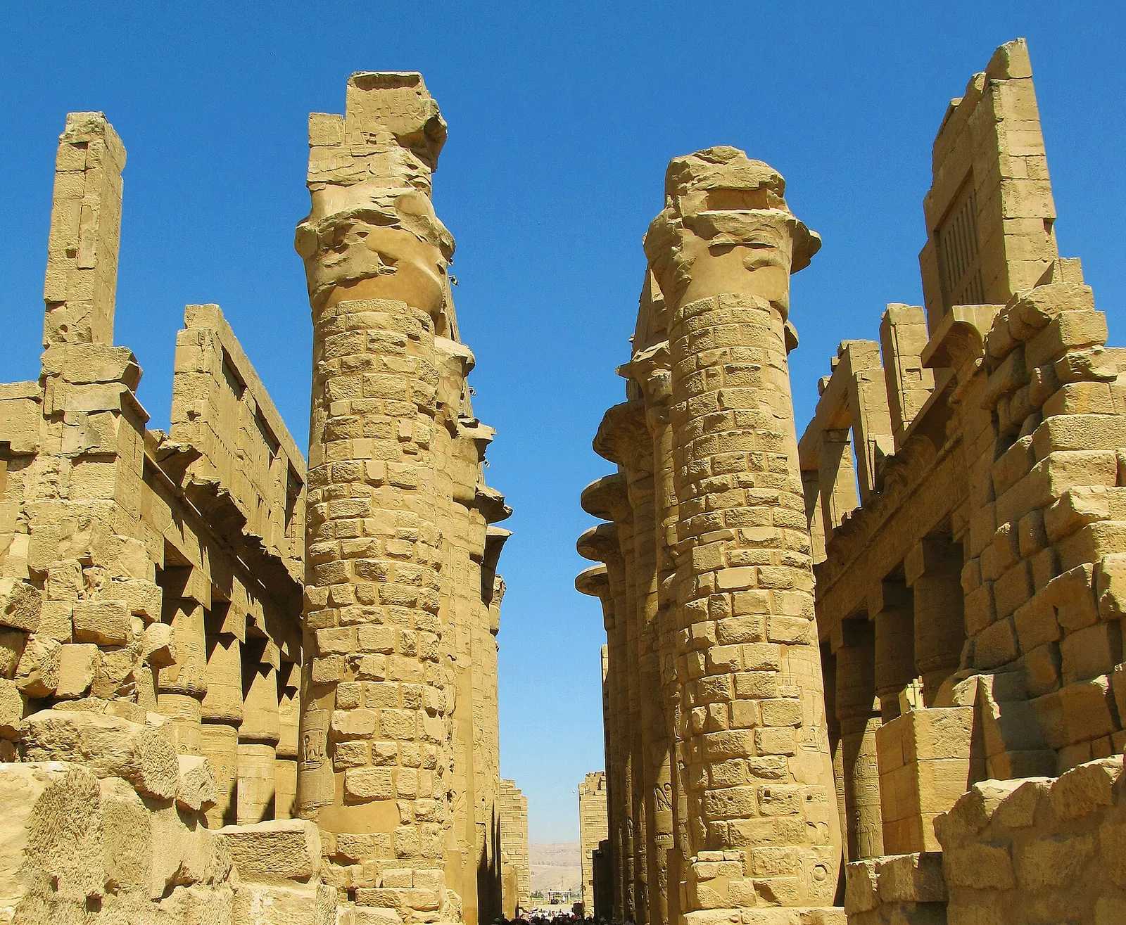 stock free/luxor/luxor 088 karnak temple great hypostyle hall 2014 - Karnak Temple Complete Visitor Guide | Ahmose Trave