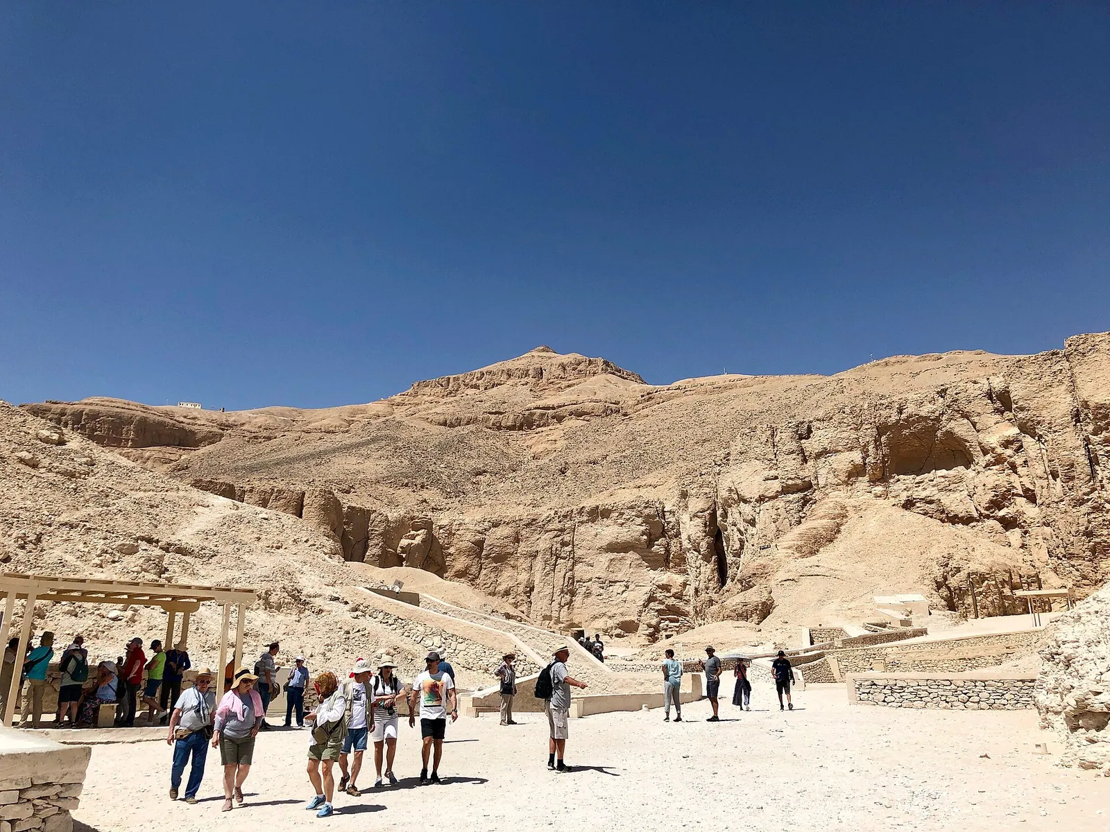 stock free/luxor/luxor 179 valley of the kings lg egy 48010533432 — Hurghada Weihnachten 2026: Badeurlaub am Roten Meer 