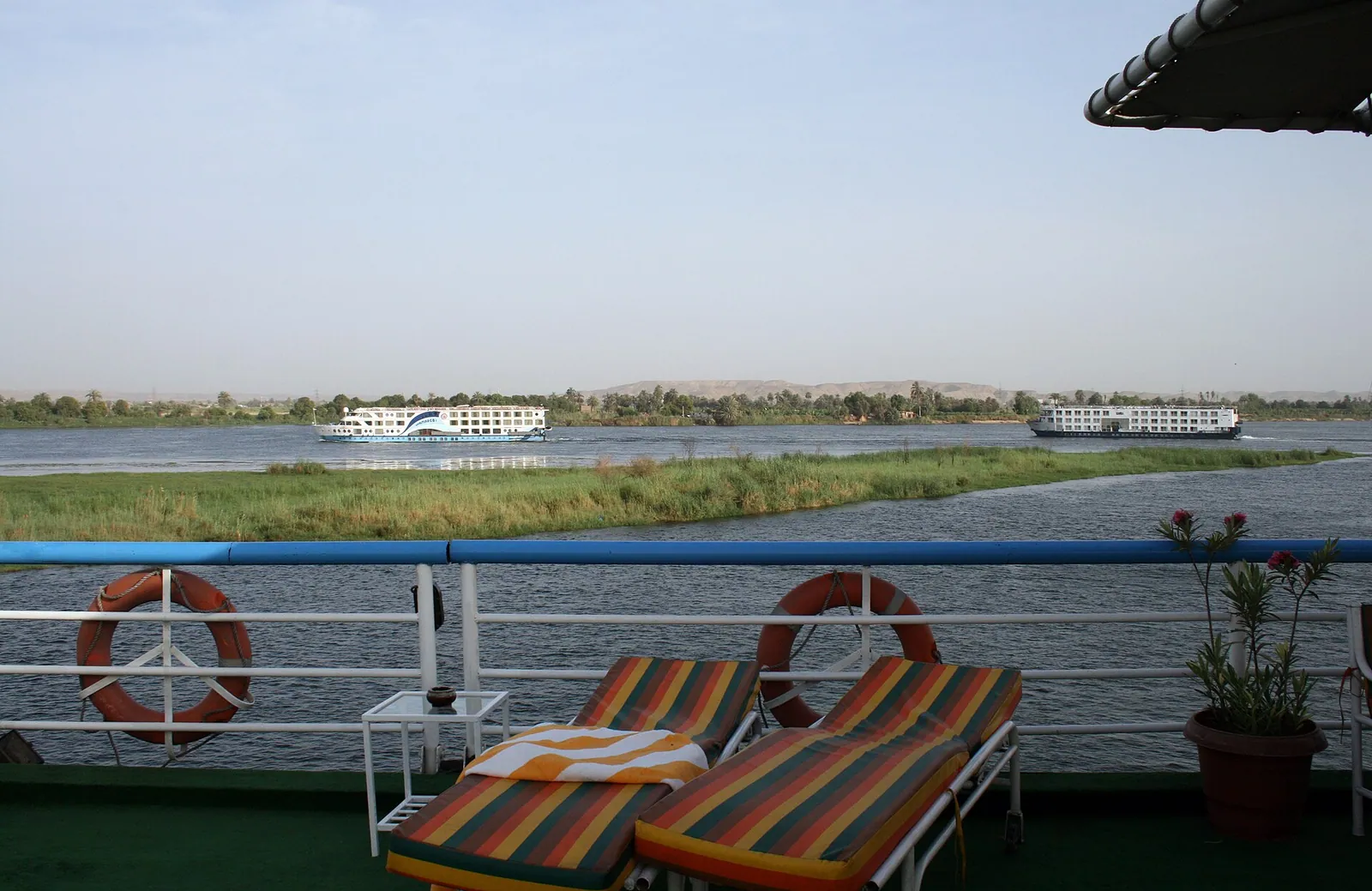 stock free/nile cruise/nile cruise 069 nile esna edfu 29 - Egypt New Year Holiday 2027: Nile Cruise & Pyramids from $995