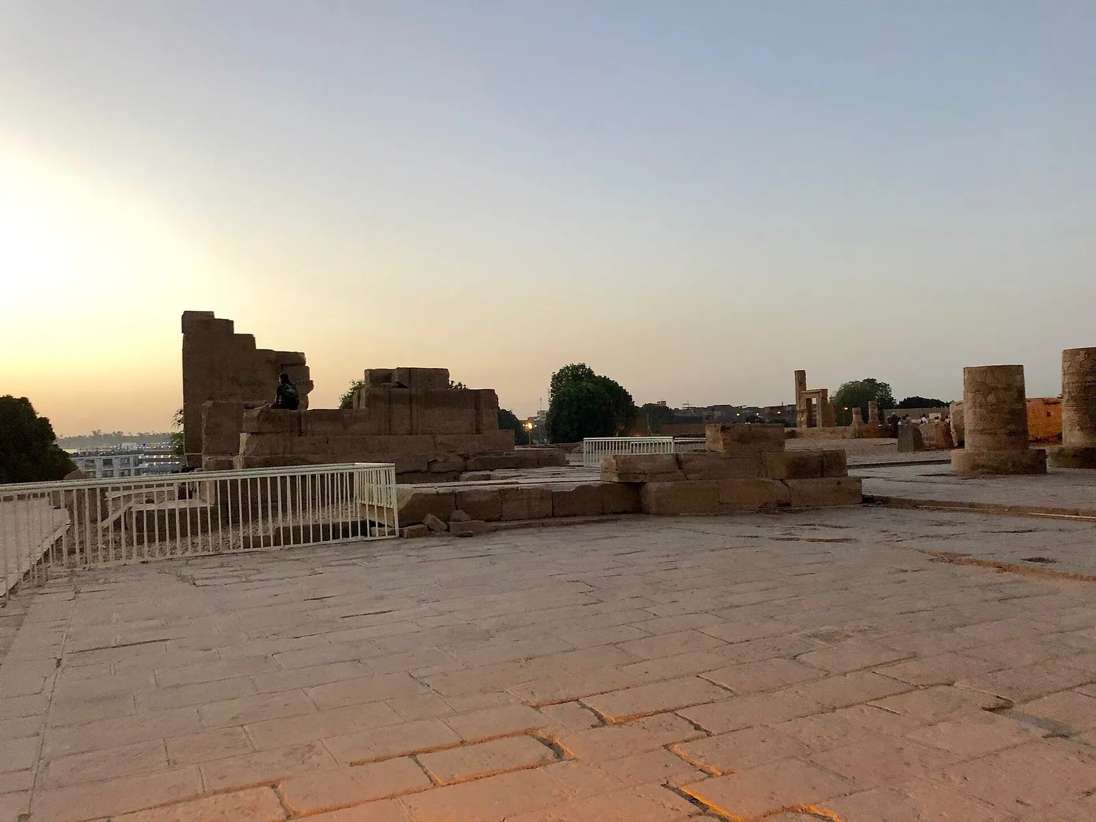stock free/nile cruise/nile cruise 185 ruins kom ombo temple kom ombo ag egy 4800508 - Egypt New Year 2026 Family Holida