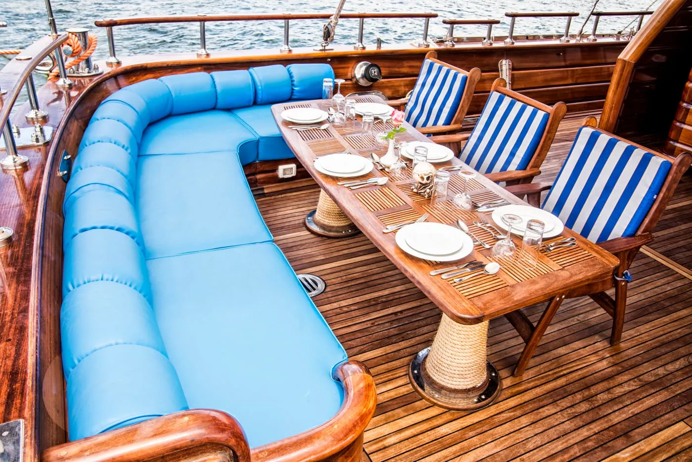 Dining deck on the Pirates sailing boat