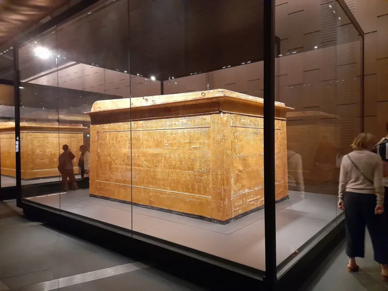 Egypt SIM Card and Internet for Tourists 2026: Full Guide