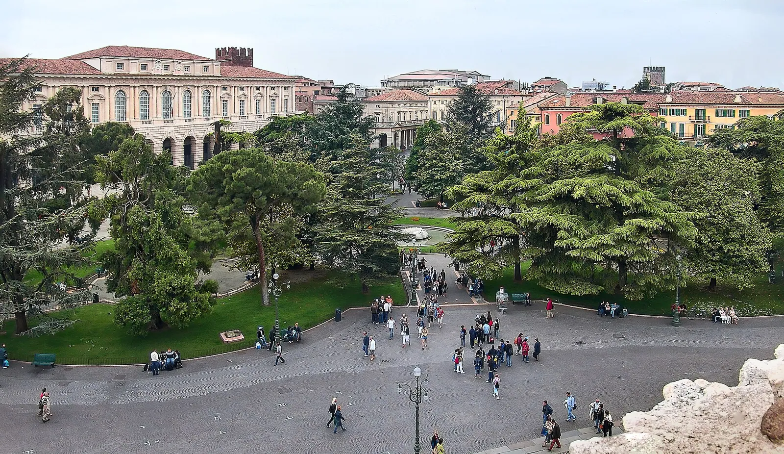 Piazza Bra, Verona
