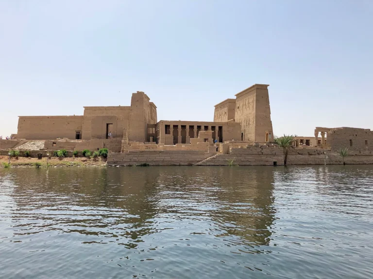 أفضل مطاعم القاهرة للسياح الخليجيين 2026 — دليل شامل
