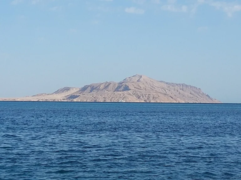 منتجعات الجونة للعوائل الخليجية 2026 — دليل الرفاهية والخصوصية